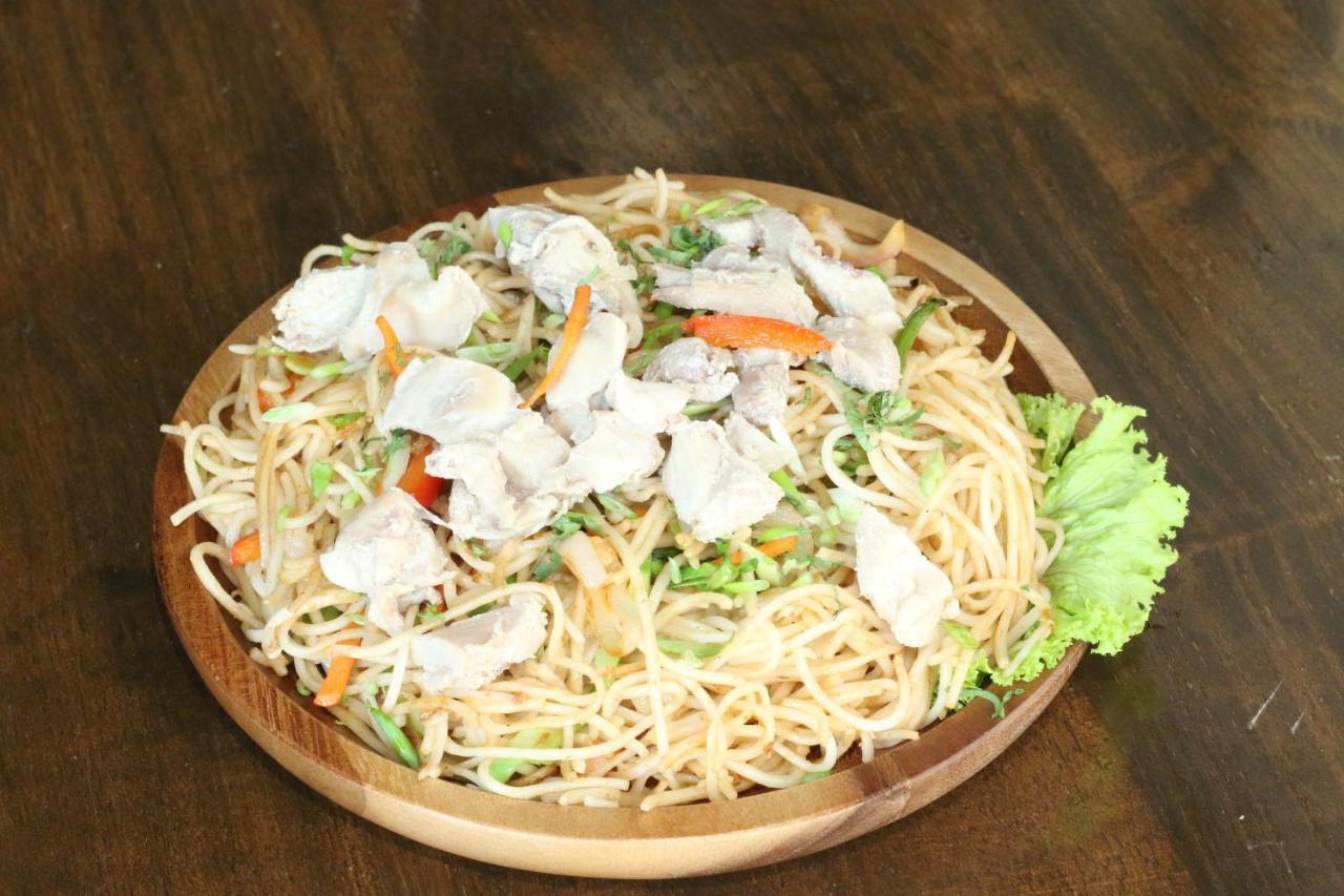V Check Inn Sukhumvit 22 Banguecoque Exterior foto